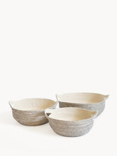 Load image into Gallery viewer, Amari Fruit Bowl - Black