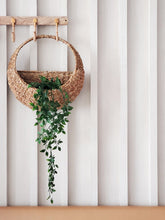 Load image into Gallery viewer, Savar Hanging Planter