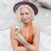 Load image into Gallery viewer, Tridoshic Serum